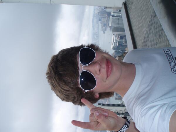Crimsix's tweet photo. #TeamSweg since '07 http://t.co/Afa9JDmnfy