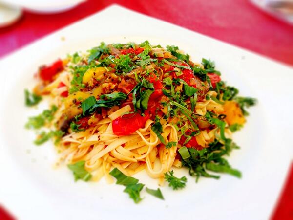 mc_courtney1's tweet image. Round two mystery box: Goat sausage, tomato &amp;amp; olive linguine #tastenewengland #demolife