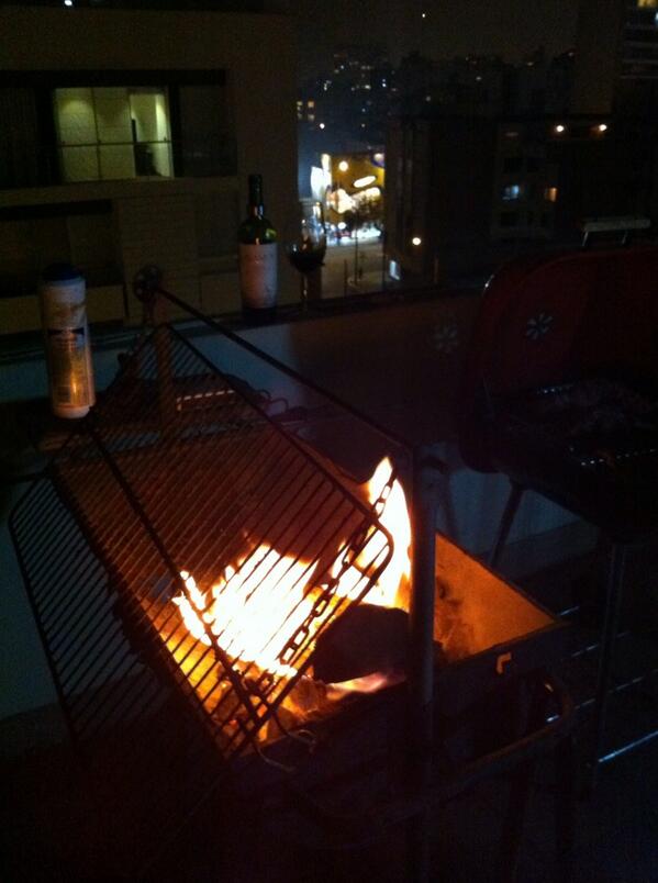 smcasares's tweet photo. Para no extrañar el fin de semana pasado en bs as, alto asado en Lima http://t.co/oLdrQSX1Ia