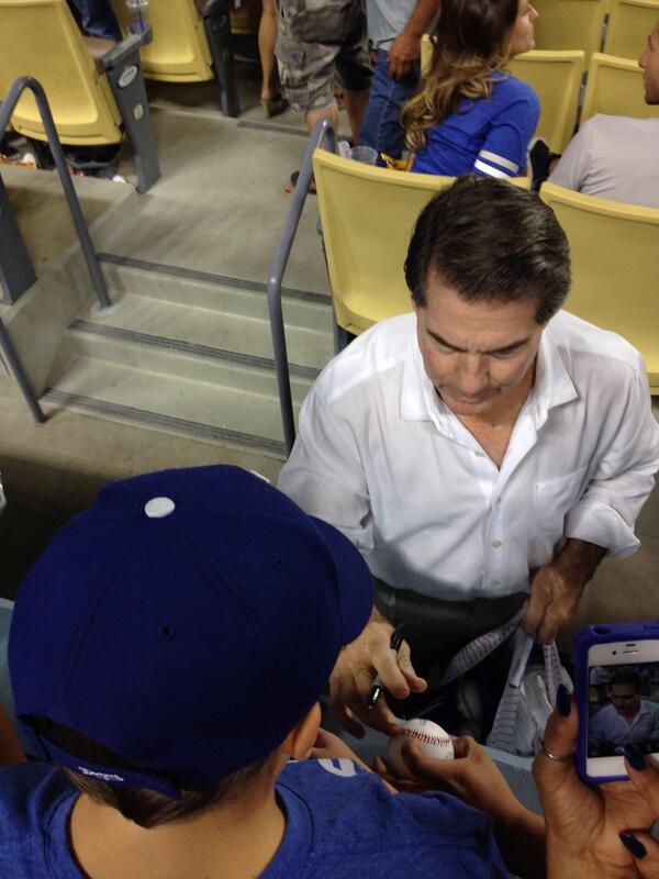 shunpiker65's tweet image. Thank you @SteveGarvey6 for the signed baseball tonight!
@sctos #keeperforever @Dodgers