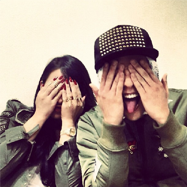 IG update chaelin_cl's : #crazyfunhappy instagram.com/p/e1pvKJLL5I/