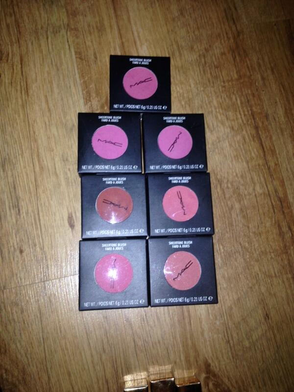 Danielle2xoxo's tweet photo. Few mac blushers left £10 http://t.co/pKBTCmfv9t