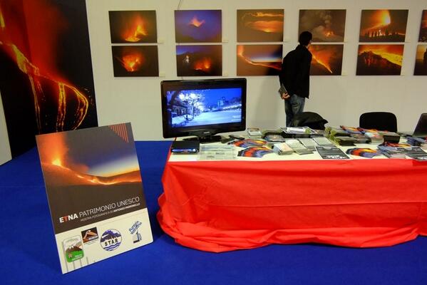 NearMeItaly's tweet image. #Etna #MostraEtnaUnesco opportunità per far conoscere le meraviglie della #Sicilia #EtnaNearMe @IdentitaSicilia