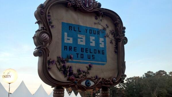GenXGlow's tweet photo. Well played @Tomorrowworld...well played...
#nerdhumor http://t.co/ZoEHZfspVC