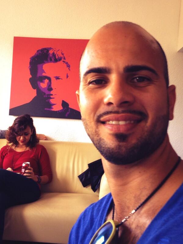 En los estudios de <a href="/telecincoes/">Telecinco</a> esperando a entrar en el plató de  @QTTF Camerino time!! #EfectoPasilloQTTF