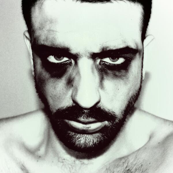 ChRiiiS_Oh's tweet image. #Grrrh !! #bad #disaffected #freak #gaga #makeup #beard #gay #frenchgay #hipster #junkdeluxe #picoftheday #fashion ♥