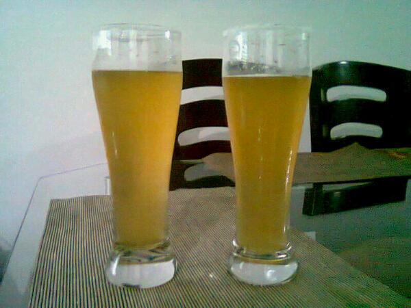 Danycaselles's tweet photo. Para La Sed!☺ http://t.co/0LAhT0M0Uo