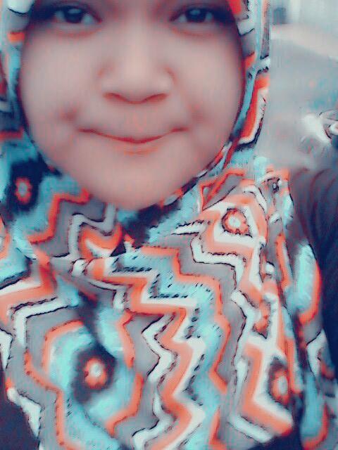 Hanna_Dinaa's tweet image. Abaikan apa kata orang. gemok itu datang dari Allah. alhamdulillah. tak perlu nak pertikaikan aku :') #CameraEffect