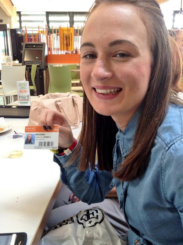 She's officially a student! <a href="/niaevs93/">Nia Evans</a> #fresher #Unay