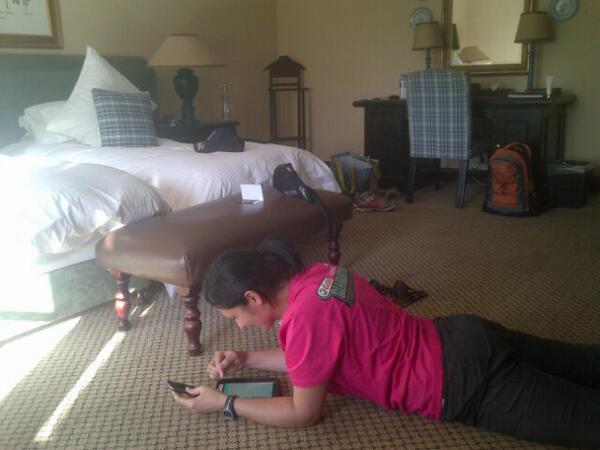 CharleneMcAlpin's tweet photo. Taking a breather in our beautiful rooms @AnjaBands @Magna_Trek http://t.co/i0txNIJlLN