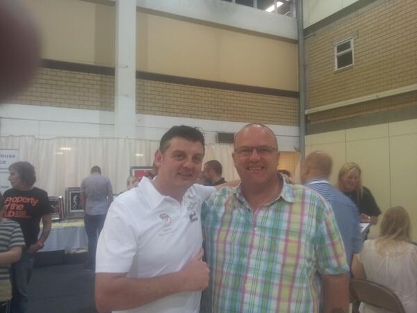 hammers634's tweet photo. Darts darts darts http://t.co/YUFs0COjoA