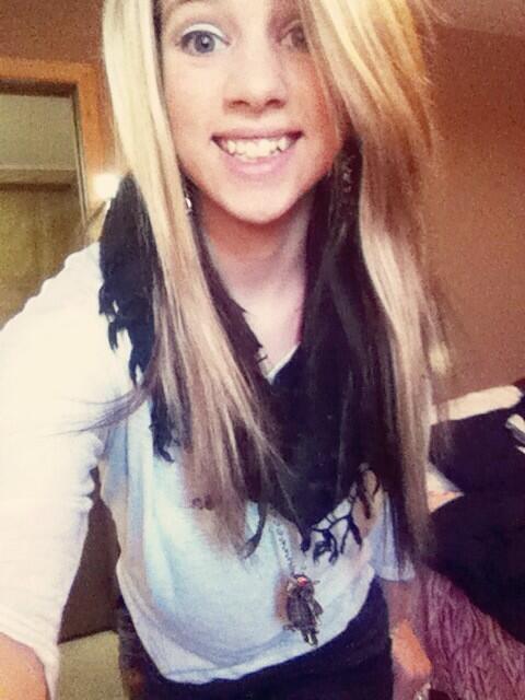 BrandiBentz's tweet image. #DeepnUrThoughts #Blondesdoitbetter