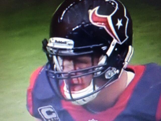 BVWqxIBIMAAAMIG.jpg:large