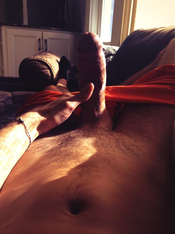 RexxLexx's tweet photo. Afternoon #jerkoff . #bigdick #TeamBigDick  KIK me !! http://t.co/9DHopJOy3x