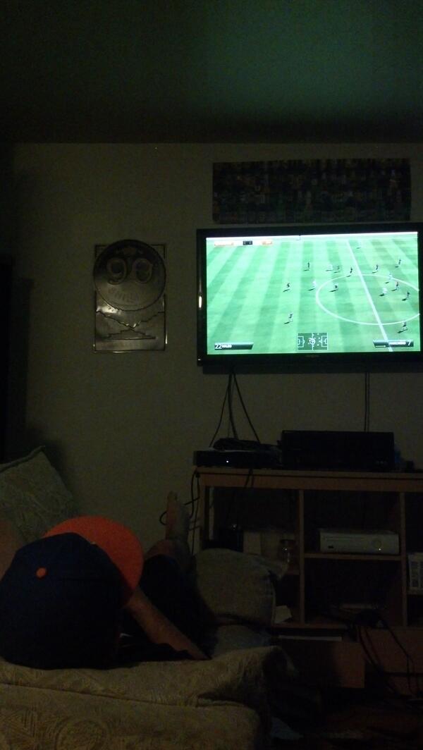 TheHurtLocker2's tweet photo. New addition to the Ranch, FIFA 14. @philpringle69 will not move from this spot for weeks http://t.co/TPwbbnGRZB
