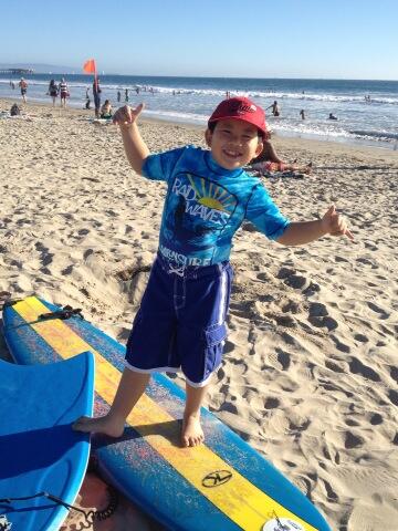 Surfing is fun!!! @AlbertTsaiActor at the Venice Beach.