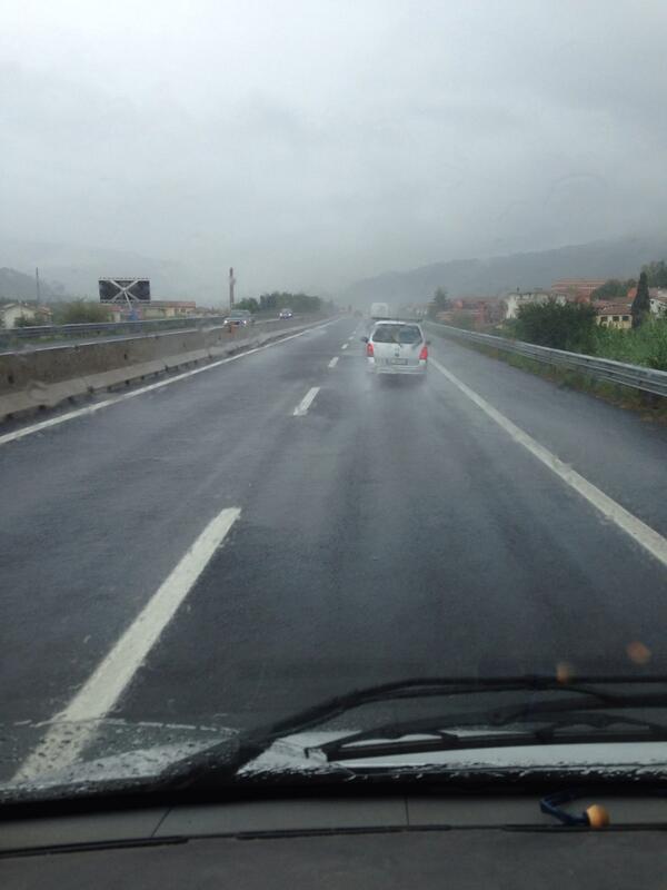 ilNicco's tweet photo. Ridatemi l'estate. Ora #sole http://t.co/bJYr8hVmaN