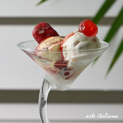 A sweet goodbye to September ! #Greece #Goodbye #sweet #Mykonos #icecream