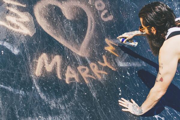 PintheDate's tweet photo. One super cool #engagement captured by Australia-based Janneke Storm Photography http://t.co/eJUNPCNbHM | http://t.co/VxS74m1zM6