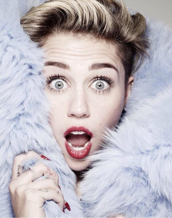 Miley Cyrus tweet media