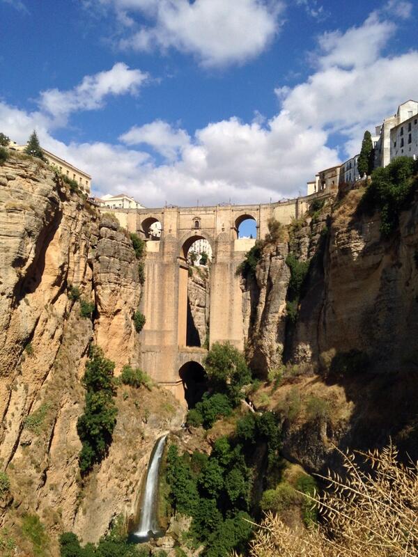 막찍어도 엽서요 그림이라 실제로는 그냥 full_HD 화면인듯 #스페인 #누에보다리 #론다