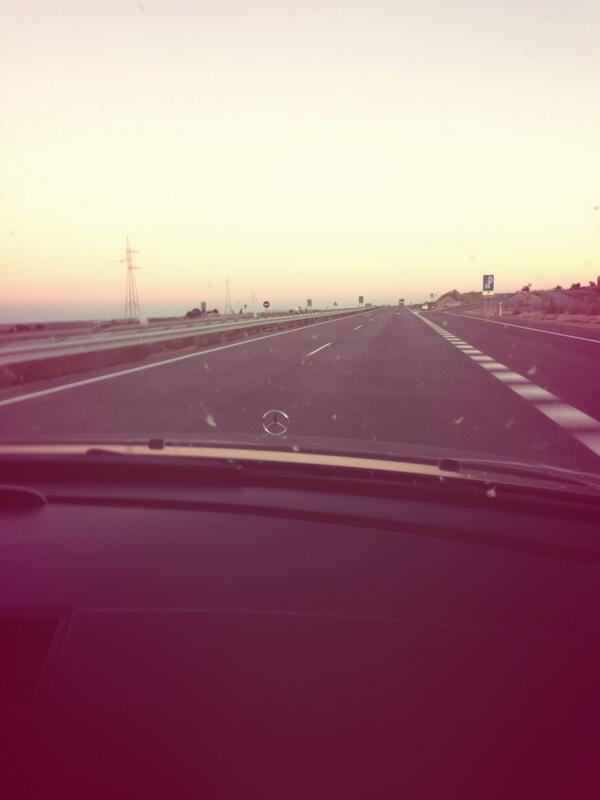alburmorano's tweet photo. Seguimos con el tour camino de Granada http://t.co/X0BTZLtn1a