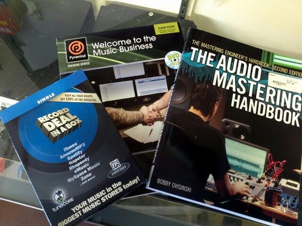 American Music tweet media