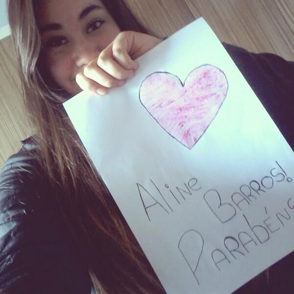 JuntosComAB's tweet photo. Essa e pra você @aline_barros http://t.co/rtGMUOGhZG