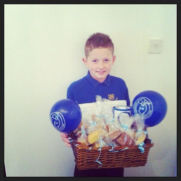 Mason's 1st cake sale at school in aid of battersea dogs and cats home @BDCH selling at <a href="/guestlingschool/">Guestling School</a>