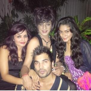 Embedded image permalink