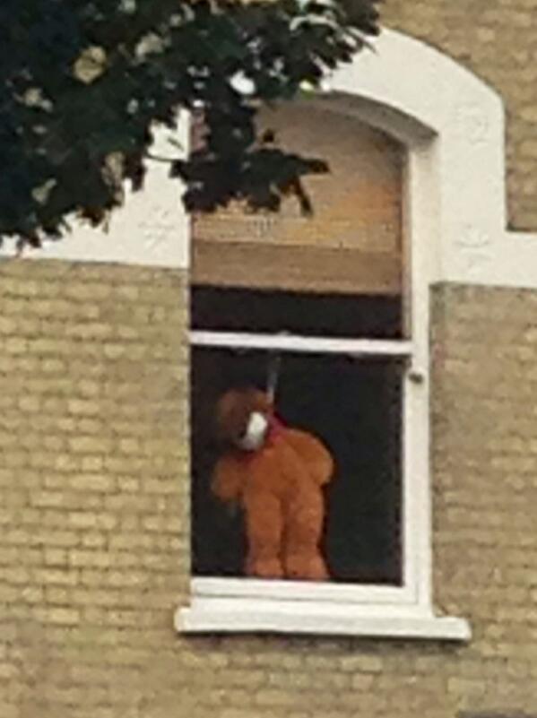 KateLSummers's tweet photo. The issue of teddy bear suicide must be brought to everyone's attention... http://t.co/6IQdiayBSH