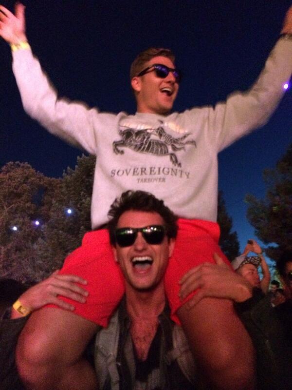 I felt like the worlds strongest man with <a href="/fer_gloko/">Loko Bro ︻╦╤─</a> on my shoulders this weekend.