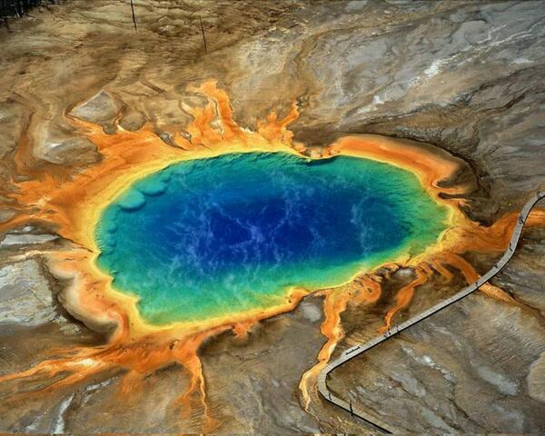 おもしろ暇つぶしbot בטוויטר シチリア島の湖は 地球上で最も危険な場所で死の湖と呼ばれているそうです 湖の水は高濃度の硫酸だそうです 誤ってその水の中に落ちた生体は命を落とすと言われています Http T Co D11vngcdjn おもしろ暇つぶしbot בטוויטר シチリア島の湖は 地球上で最も危険な場所で死の湖と呼ばれているそうです 湖の水は高濃度の硫酸だそうです 誤ってその水の中に落ちた生体は命を落とすと言われています Http T Co D11vngcdjn