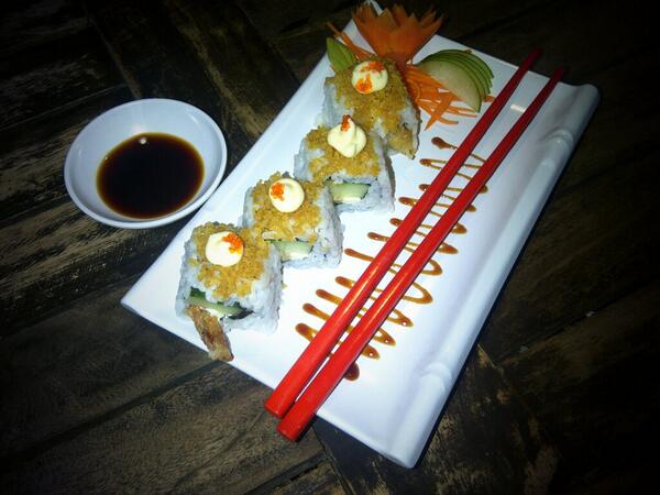 ch_petronela's tweet photo. Shushi... #Fotostop @detikinet http://t.co/Ym9ZxyhhX3