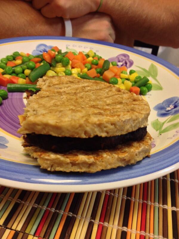 Triple protein burger #nobread #getswole <a href="/UF_Mens_CREW/">Florida Mens Crew</a> <a href="/dsnydsdale/">Dillon Snyder</a>