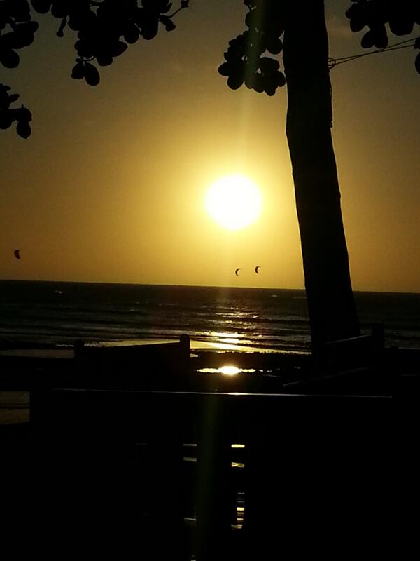 rulos_gonza's tweet photo. Atardecer en jeri... http://t.co/8ehzjXZmBD