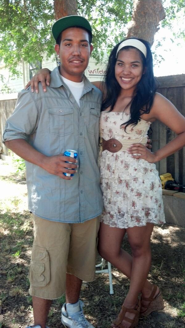 18_ROACH's tweet photo. Happy 19th birthday to my smart ugly lil sister :) @Ramirez_Number2 http://t.co/2ZP58e7VQV