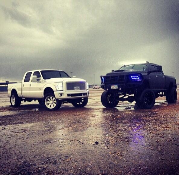 _LiftedTrucks_ tweet picture