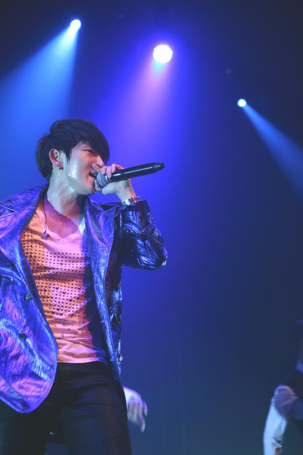 LJGManager's tweet photo. 이준기, "한·중·일 대규모 팬미팅 개최"
http://t.co/j98POSuoC7 http://t.co/gno1POQQuM