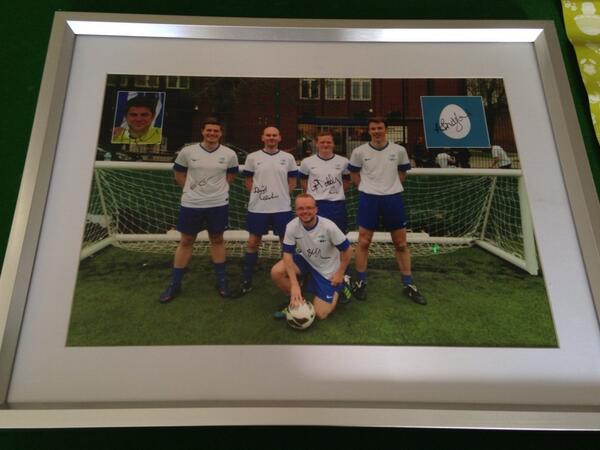 FCDad10's tweet photo. We were proud to present @stuartjleslie with an exclusive piece of Sharks memorabilia in celebration of his marriage http://t.co/7wz4D6Di7d
