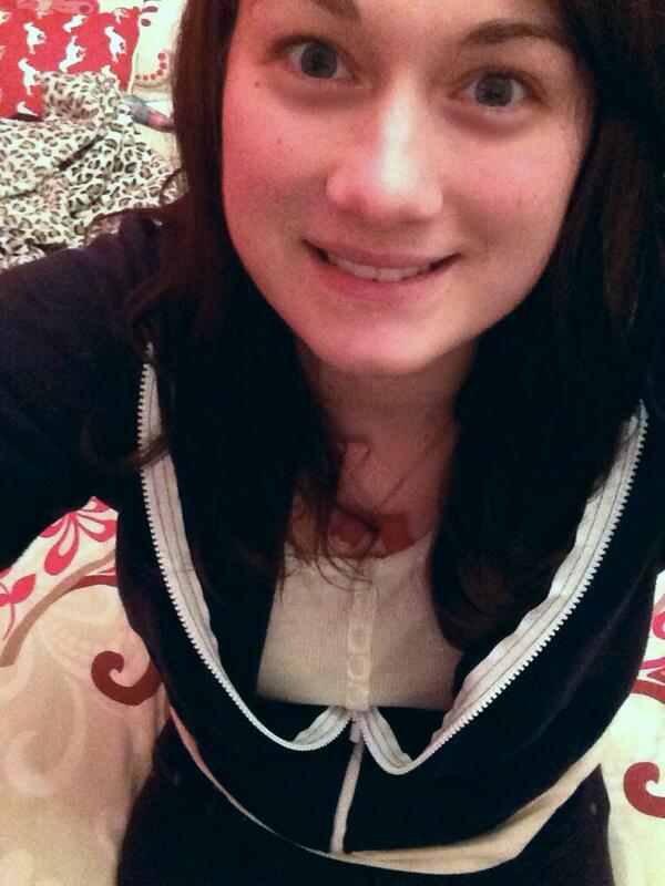 MeganS1304's tweet image. Loving the hoodie. @ElishaMSparkes  #SoftInside #Steals