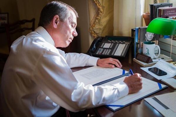 SpeakerBoehner's tweet photo. Signed the ‘Pay Our Military Act,’ which ensures our troops are paid even if Senate Democrats shut down the gov't http://t.co/I2GRheqnXH