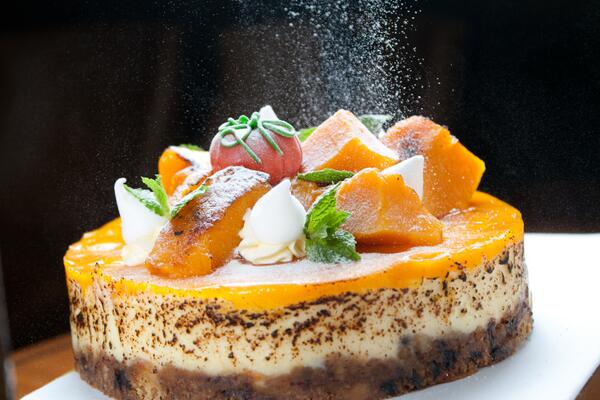MO_HOTELS's tweet photo. Yes please! RT @MO_JAKARTA: #MOfoodies, come and enjoy our #new #Pumpkin #Cheesecake from the #MOCakeShop! http://t.co/5aONBTYK8V