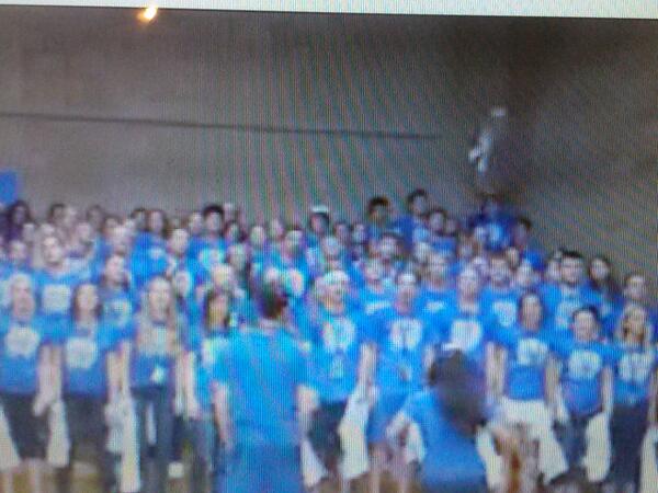 josiahdurie's tweet image. Whoever was in the top corner messed up real bad... #WaveFail #BodienIsOnFireThough