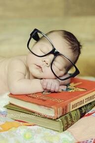 MDNerd's tweet image. One of my earliest baby pictures?

#CouldBe #TooDamnAdorable #Nerdvana