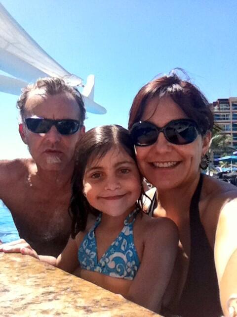 AltamiranoClau's tweet photo. Un fin de semana muy padre! Ahora los 3 cansados y bronceados http://t.co/i141ZnCcm1
