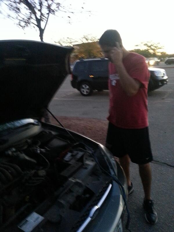 AckerHayden's tweet image. #MCM jumping krause's car #keefer