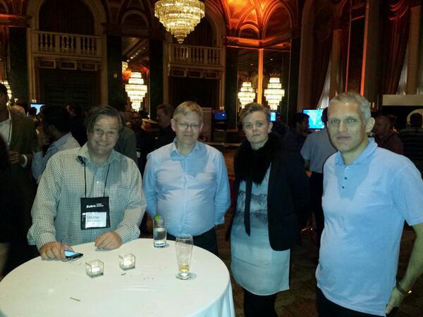 GnupurH's tweet photo. Reception #sabreac13 http://t.co/ctEK4CaMmu