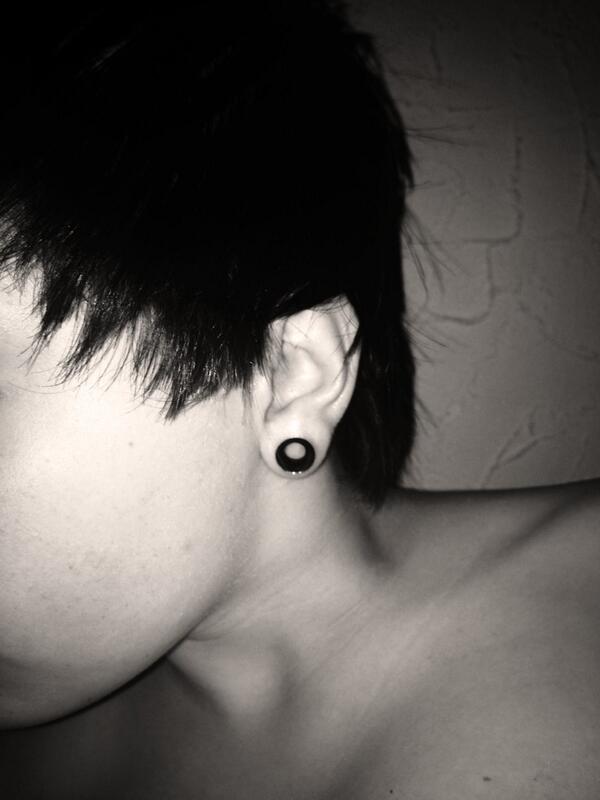 ___lifeless___ tweet picture