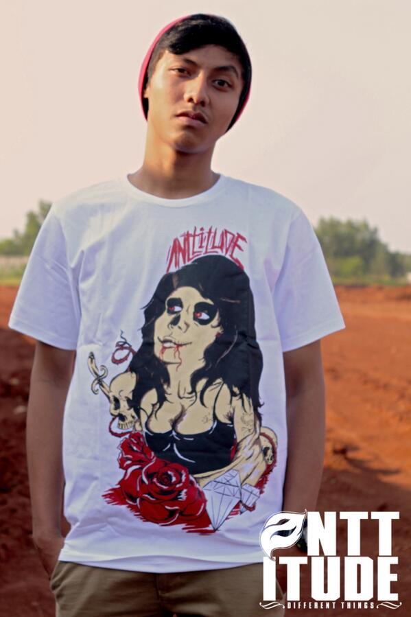 CODE:WHORE | PRICE:70K | SIZE:M,L,XL | MATERIAL:COMBED 30s, RUBER INK | SMS ORDER:089681072900 | BBM ORDER:29FE2AD3